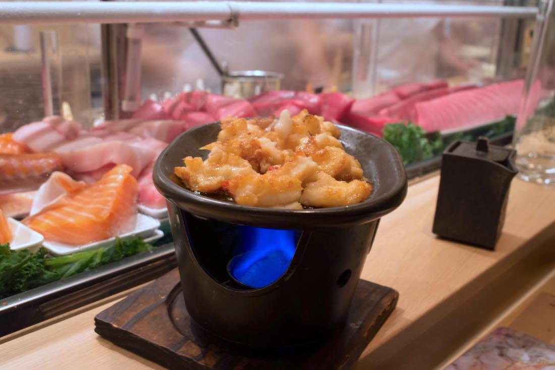 omakase-atlanta-fried-lobster-roamilicious