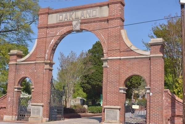 Oakland_Cemetery