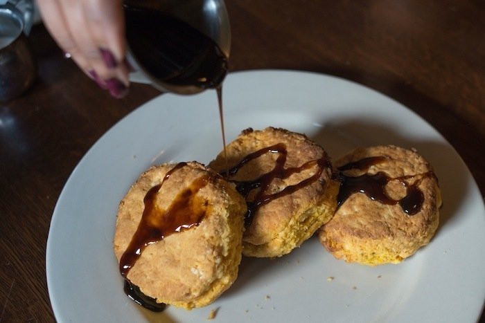 friends-valdosta-biscuits