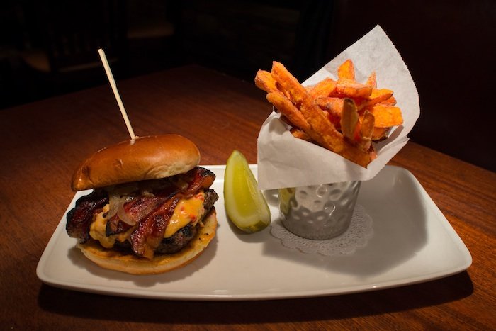 village-tavern-cheeseburger