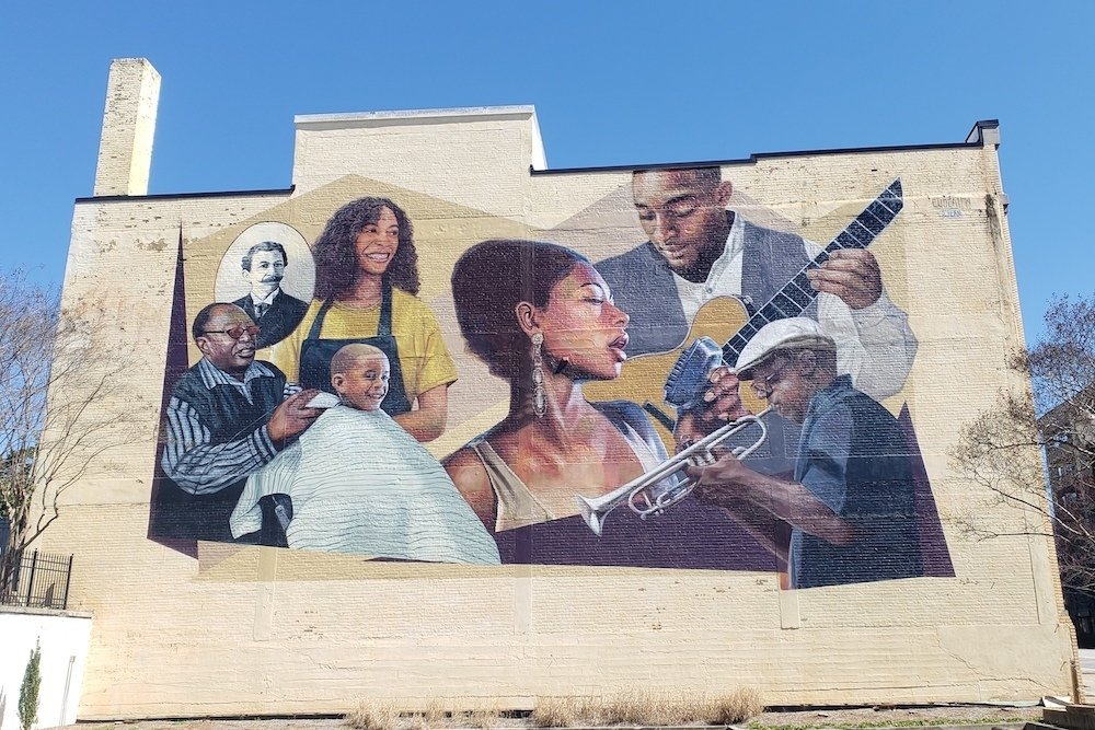 mural-artwork-athens-georiga-roamilicious