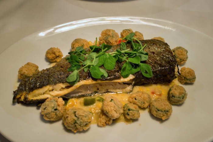 hugos oyster bar roswell atlanta