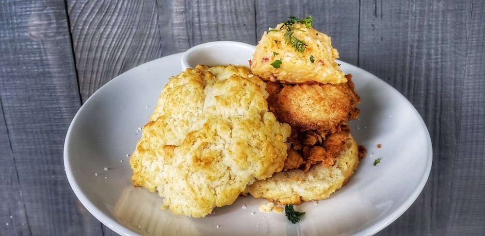 best-chicken-biscuit-atlanta-roamilicious